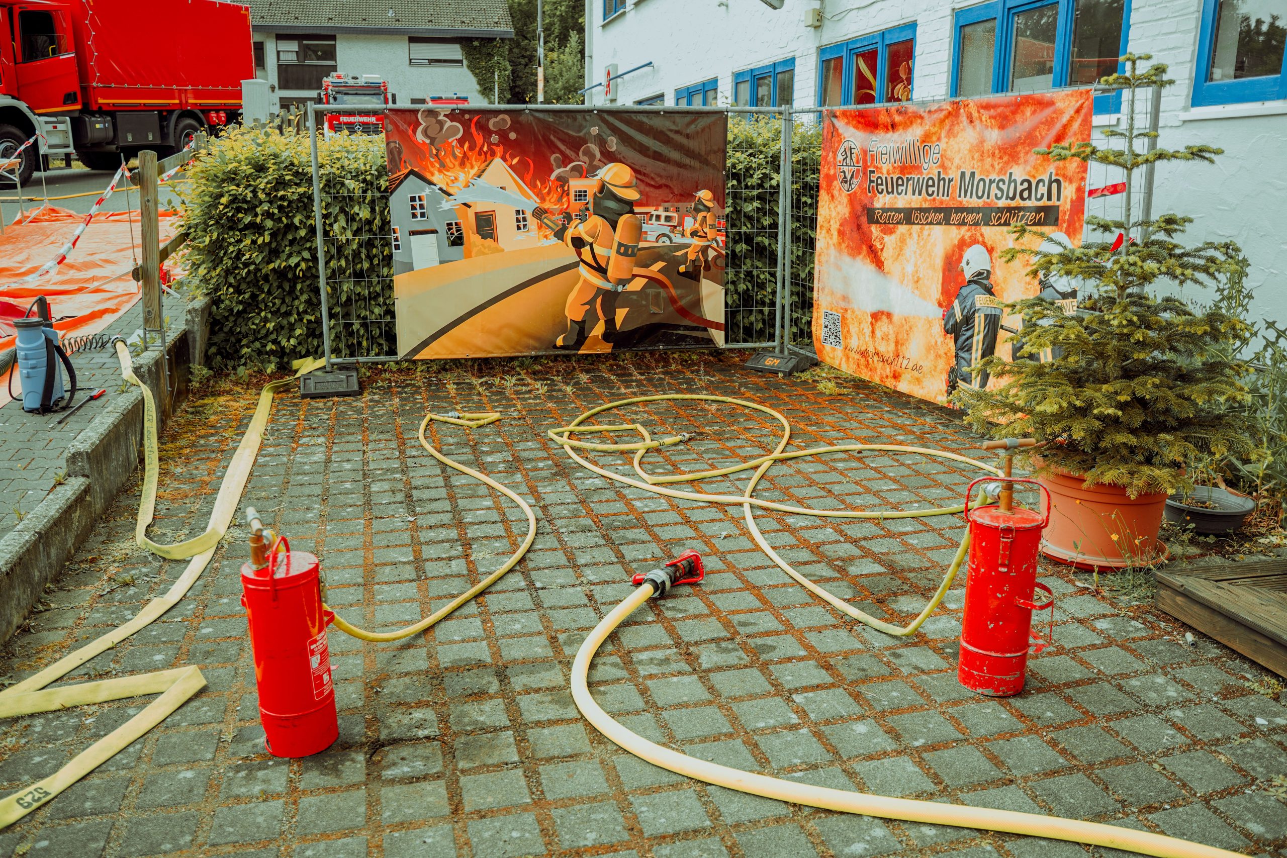 Équipement pompiers affichage sécurité incendie